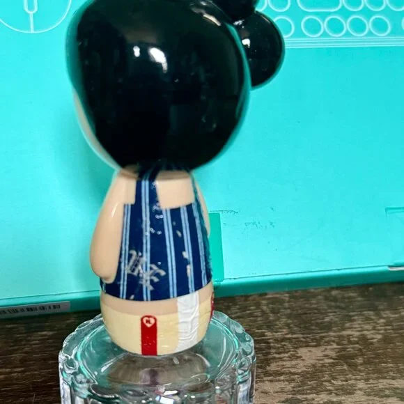 Harajuku Lovers Collectible 3 Perfume Bottles Empty in great condition - Picture 7 of 16